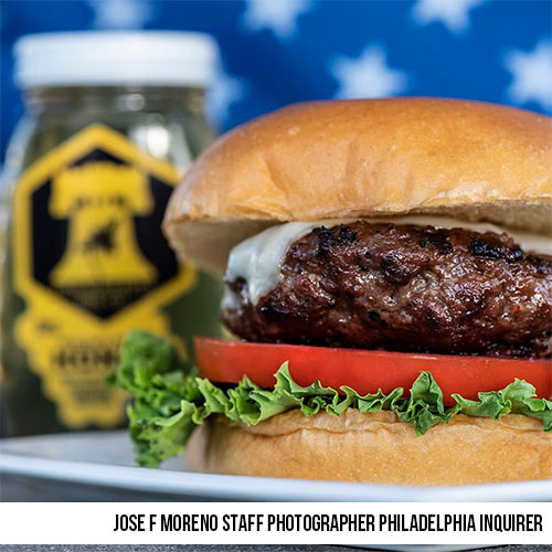 Dons Favorite Honey Burger photo by JOSE F. MORENO Philadelphia Inquirer STAFF PHOTOGRAPHER